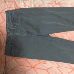 American Eagle gray tomgirl pants 6